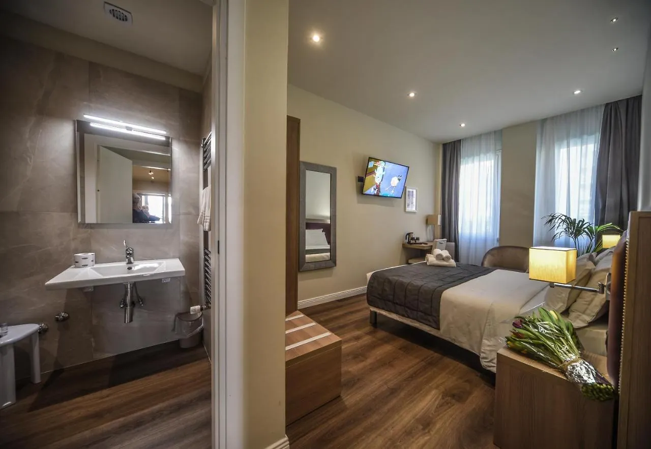 Hotel Zara Milano 3*, Mediolan